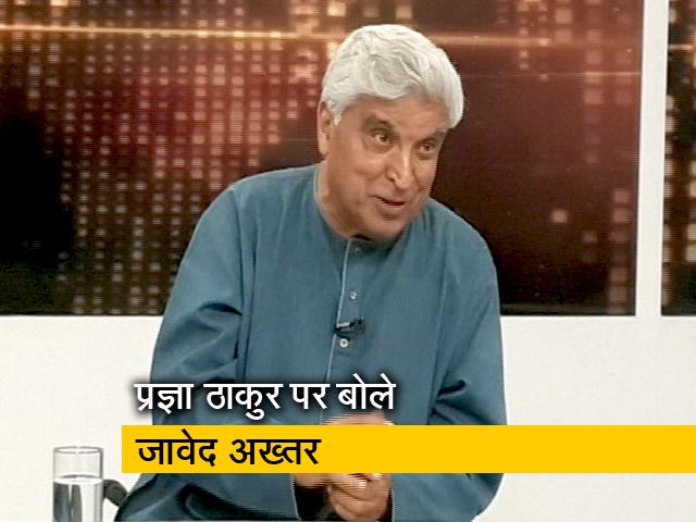 रवीश कुमार का प्राइम टाइम : बीजेपी ने क्यों दिया प्रज्ञा ठाकुर को टिकट, जावेद अख्तर ने बताई मंशा