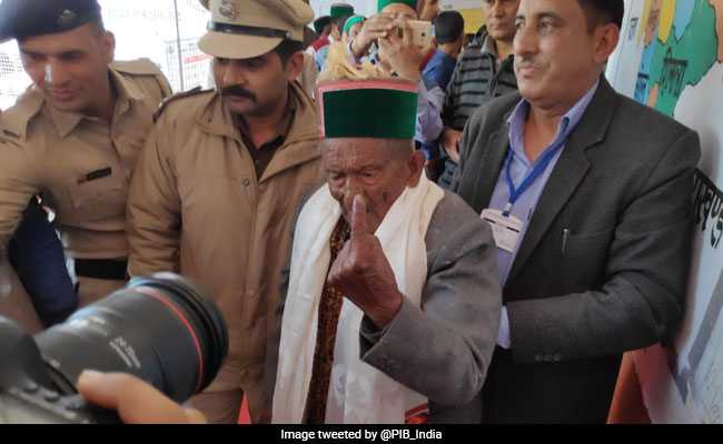 General Elections 2019: 102-Year-Old Who Voted In Independent India's 1st Polls Votes In Himachal