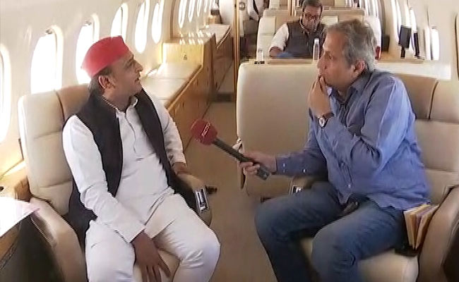 Exclusive: सपा प्रमुख अखिलेश यादव ने BJP को हराने का बताया फॉर्मूला, गोरखपुर का उदाहरण भी दिया