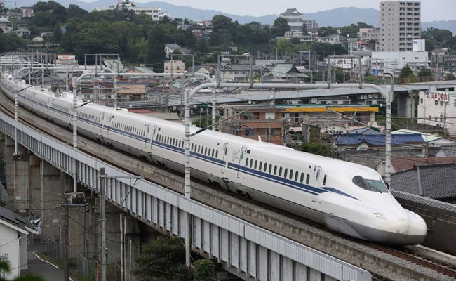 New Bullet Train Model 'Supreme' Hits Record Speed In Test Run