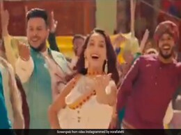 Nora Fatehi ने 'दिलबर' सॉन्ग के इस वर्जन पर यूं किया डांस, Video हुआ वायरल Nora Fatehi ने 'दिलबर' सॉन्ग के इस वर्जन पर यूं किया डांस, Video हुआ वायरल