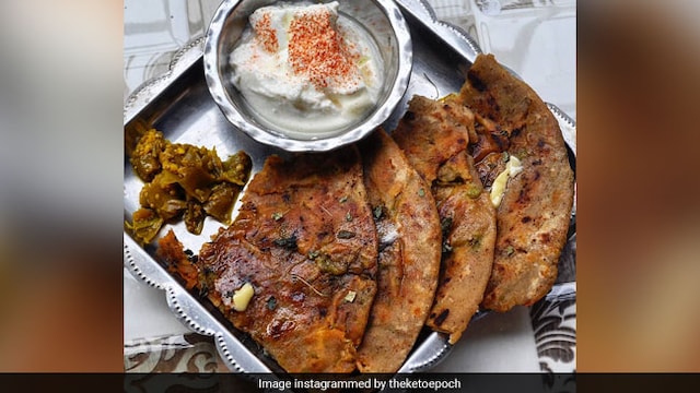 Weight loss: This parantha is low in carbs and can help you feel full