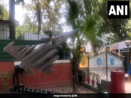 Rafale Replica Put Up Outside IAF Chief's Home, Next To Congress Office Rafale Replica Put Up Outside IAF Chief's Home, Next To Congress Office