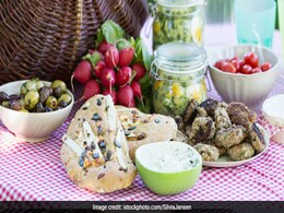 Picnic Snacks Recipes: Try These 9 Interesting Picnic Food Recipes That Your Kids Will love Picnic Snacks Recipes: Try These 9 Interesting Picnic Food Recipes That Your Kids Will love