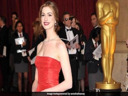 Anne Hathaway Honoured With Hollywood Walk Of Fame Star Anne Hathaway Honoured With Hollywood Walk Of Fame Star