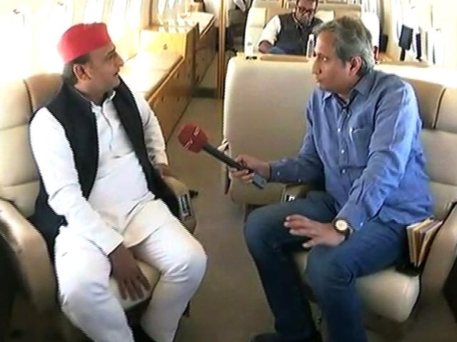 '<i>Ravish Ka Roadshow</i>' with Akhilesh Yadav