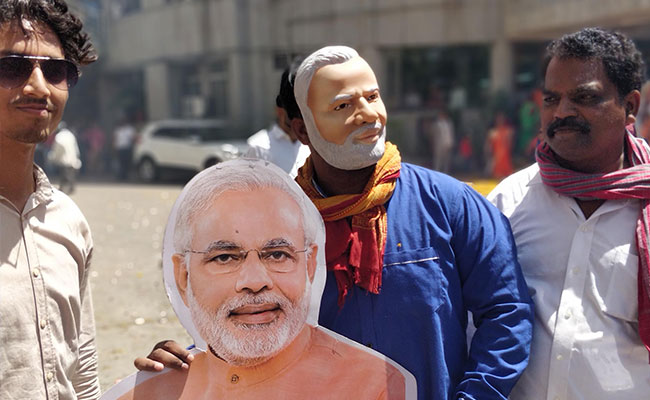 4 Former Congress Leaders Who Won On BJP Tickets Take Oath As Lawmakers