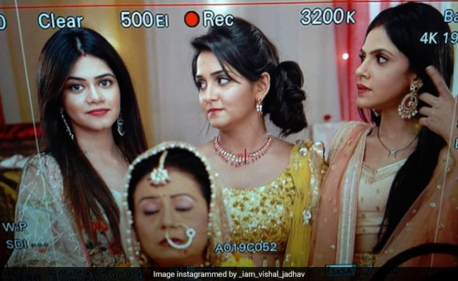 Main Maike Chali Jaungi Update: समर ने चली नई चाल, यूं कराएगा 'ईलू-ईलू' चाचा और अपनी सासू मां की शादी