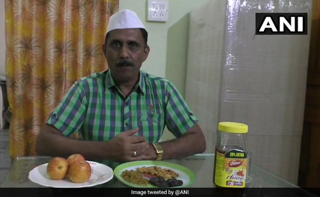 Hindu Officer Observes <i>Roza</i> On Behalf Of Ailing Driver In Maharashtra