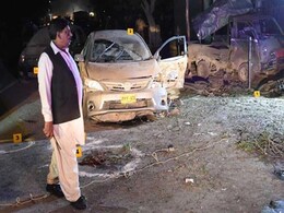 Bombing In Pakistan Kills 4 Cops, Injures 9 Others: Police Bombing In Pakistan Kills 4 Cops, Injures 9 Others: Police