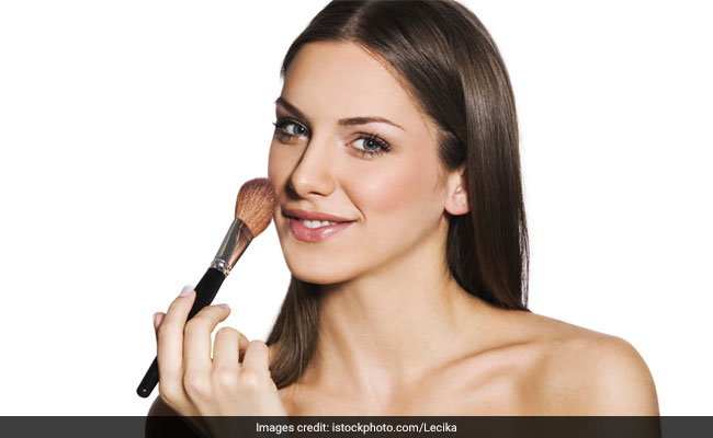 7 Makeup Brushes To Give You A Flawless Base