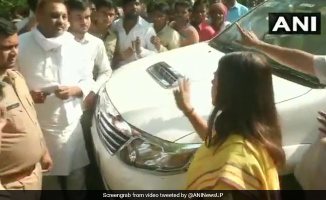 Lok Sabha Elections 2019: "Bullying Won't Work": On Video, Maneka Gandhi Warns <i>Gathbandhan</i> Rival