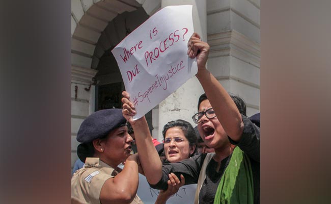 Women Protesting Top Court Panel's Clean-Chit To Chief Justice Detained