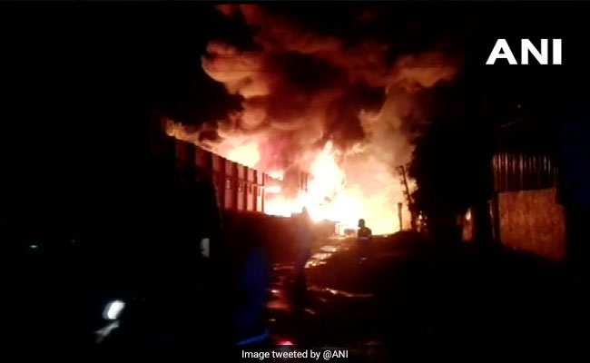 दादरा नगर हवेली: सिलवासा के पास एक केमिकल फैक्ट्री में लगी भयंकर आग