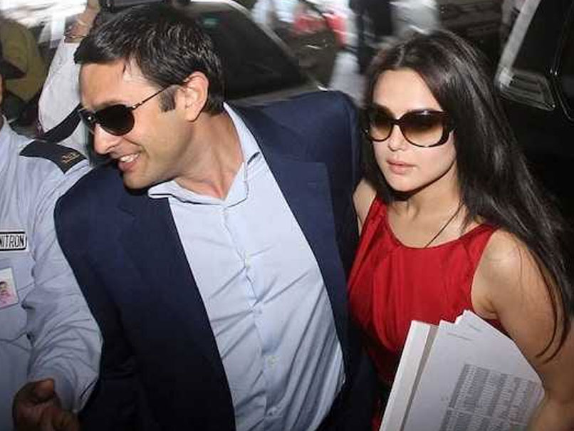 IPL: नेस वाडिया की 'हरकत' किंग्स XI के लिए पड़ सकती है भारी, हो सकती है यह कार्रवाई IPL: नेस वाडिया की 'हरकत' किंग्स XI के लिए पड़ सकती है भारी, हो सकती है यह कार्रवाई