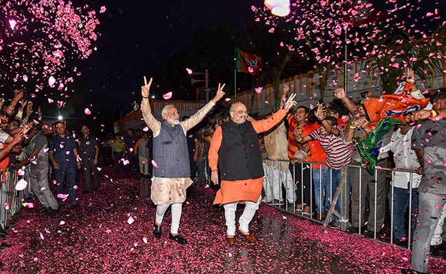 मोदी कैबिनेट में अनुभव के साथ दिखेगी युवा शक्ति, मंत्रियों के किए नाम फाइनल, देखें पूरी लिस्ट