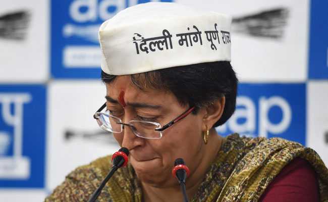 Lok Sabha Polls 2019: Atishi, Gautam Gambhir In Pamphlet War: She Breaks Down, He Demands Proof