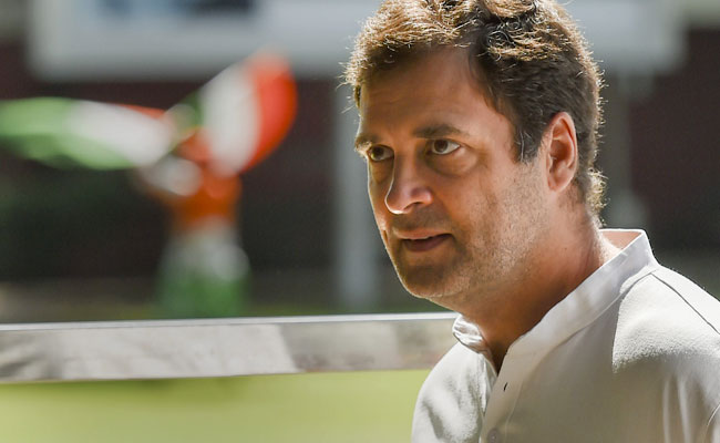 कांग्रेस अध्यक्ष पद से इस्‍तीफे पर अड़े राहुल गांधी पार्टी के दो वरिष्ठ नेताओं से मिले, कहा- मेरा विकल्प ढूंढ़ लीजिए