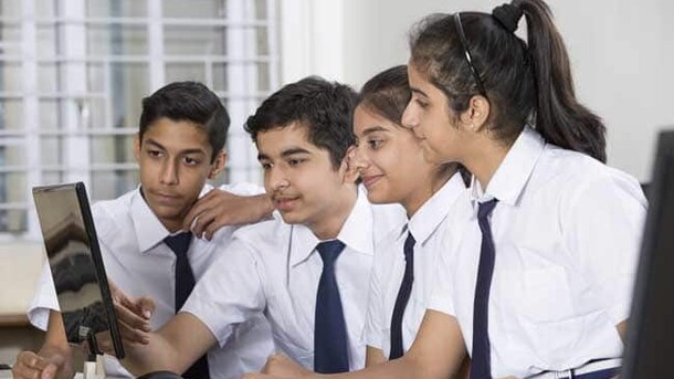 School Assembly News Headlines (November 11): Top National, World, Business, Sports News