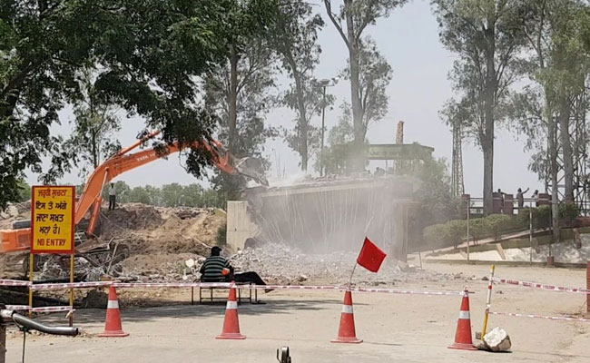 India, Pak Officials Meet, Discuss Modalities For Kartarpur Corridor