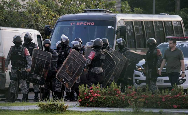 Brazil Politician Surrenders After Injuring Cops While Resisting Arrest