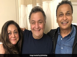 Rishi Kapoor's Rendezvous With His <i>Karz</i> Co-Star Tina Munim In New York Rishi Kapoor's Rendezvous With His <i>Karz</i> Co-Star Tina Munim In New York