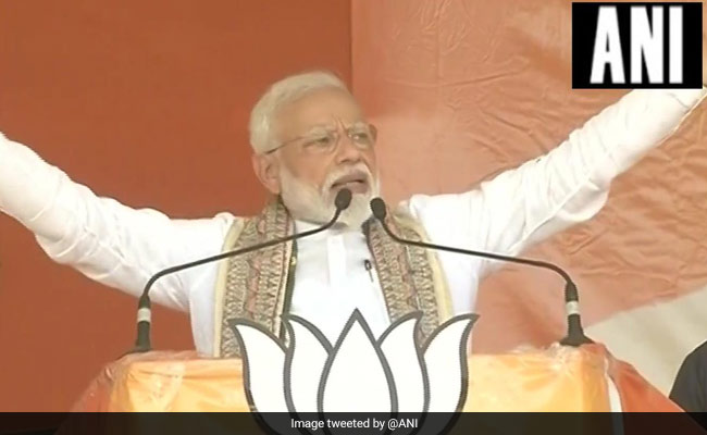 Elections 2019: PM Baits Mamata Banerjee, Says "Let's See if <i>Didi</i> Allows My Rally"