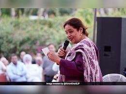 Kirron Kher Gets Rs 12 Lakh Notice Over Unpaid Government House Licence Fee Kirron Kher Gets Rs 12 Lakh Notice Over Unpaid Government House Licence Fee
