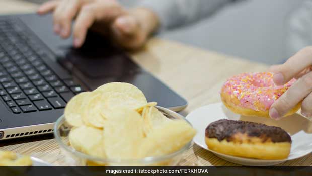 Unhealthy snacking is linked with poor liver health