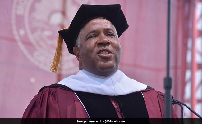 US Billionaire's Gift To Graduates Fuels Student Debt Debate