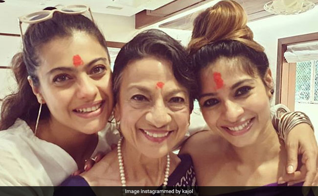 काजोल की मम्मी तनुजा की हुई सर्जरी, एक हफ्ते तक रहना पड़ेगा अस्पताल में
