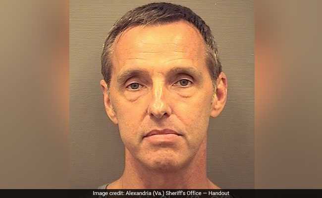 US Ex-Spy Sentenced To 20 Years In Prison For Selling Secrets To China