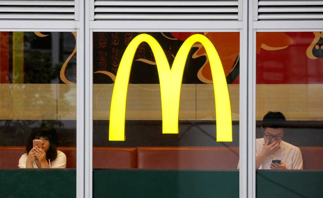 McDonald's Blocks Its Own Menu With Ad, Internet Calls It A 'Strategy'