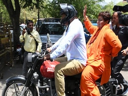 पीएम मोदी कर रहे कांग्रेस पर तंज, प्रज्ञा ठाकुर के घोषणा पत्र में भोपाल के गैस पीड़ित नदारद पीएम मोदी कर रहे कांग्रेस पर तंज, प्रज्ञा ठाकुर के घोषणा पत्र में भोपाल के गैस पीड़ित नदारद