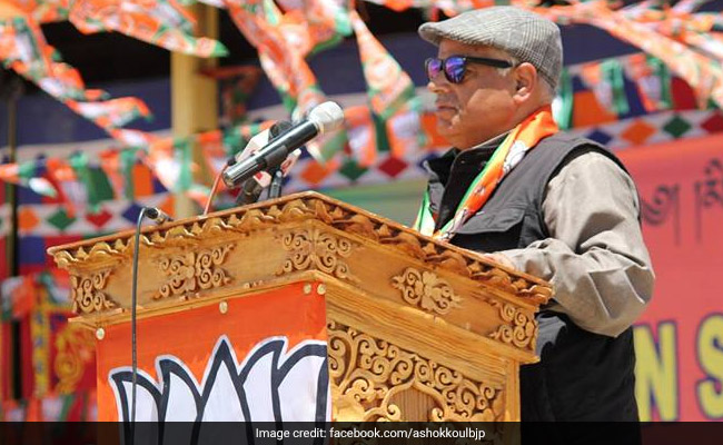 BJP Functionary In J&K Surrenders Security Cover After Worker's Killing