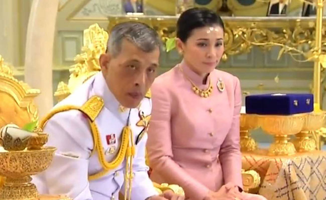 Thailand King Marries Bodyguard In Surprise Wedding Ahead Of Coronation