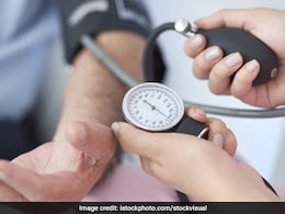 World Hypertension Day: अगर ये 6 हेल्दी लाइफस्टाइल हैबिट्स अपना ली तो कभी नहीं होगी हाई ब्लड प्रेशर की शिकायत, जानिए World Hypertension Day: अगर ये 6 हेल्दी लाइफस्टाइल हैबिट्स अपना ली तो कभी नहीं होगी हाई ब्लड प्रेशर की शिकायत, जानिए