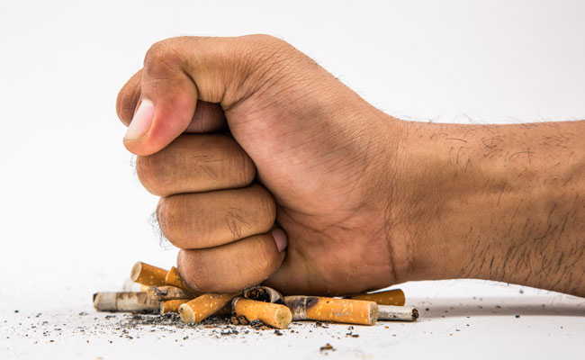 no tobacco smoke World No Tobacco Day: 5 Reasons To Quit Smoking