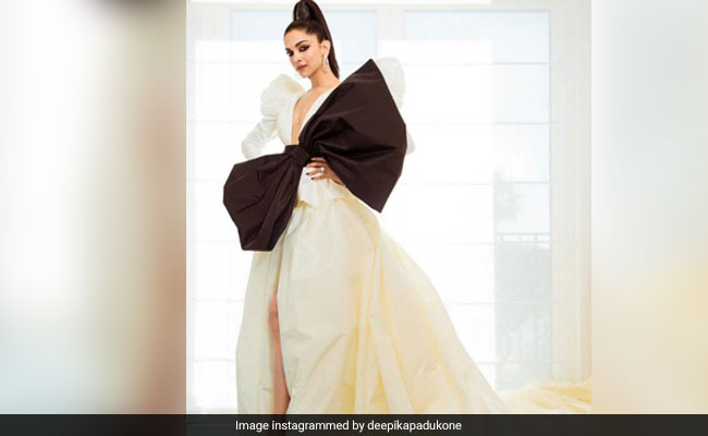 Cannes 2019: Deepika Padukone On The Red Carpet, Gift-Wrapped With Giant Bow