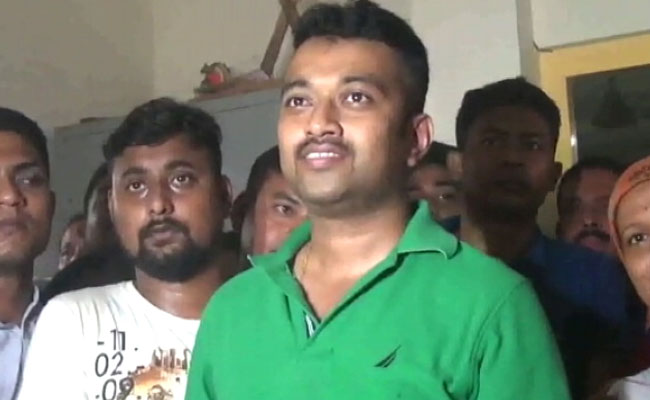 Son Of BJP's Bengal Hero Mukul Roy Sacked By Trinamool, May Jump Ship