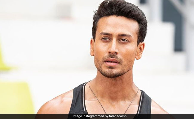 <I>Student Of The Year 2</I> Box Office Collection Day 2: Tiger Shroff, Ananya Panday And Tara Sutaria's Film Makes Rs 26 Crore