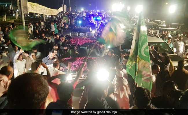 "An Amazing Scene": Nawaz Sharif On Lahore Roadshow As He Returns To Jail