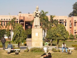 जामिया के शोधार्थी को फ्रांस की एनेसी बिहेवियरल साइंस लैब ने रिसर्च कॉन्ट्रैक्टर के रूप में किया नियुक्त जामिया के शोधार्थी को फ्रांस की एनेसी बिहेवियरल साइंस लैब ने रिसर्च कॉन्ट्रैक्टर के रूप में किया नियुक्त