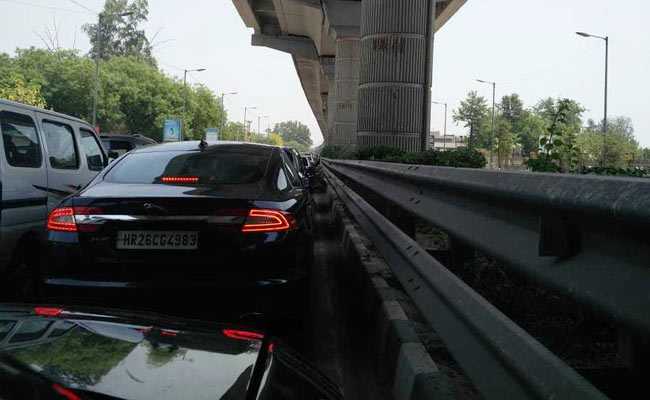 Services On Delhi Metro's Gurgaon Route Restored After Snag Hit Thousands
