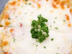 Leftover Paranthas? Transform Them Into A Yummy Parantha Pizza That Your Kids Will Love Leftover Paranthas? Transform Them Into A Yummy Parantha Pizza That Your Kids Will Love