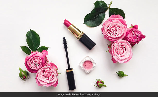 7 Ways To Add A Floral Touch To Your Beauty Routine