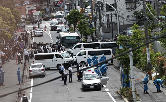 2 Dead, 17 Injured In Japan Mass Stabbing