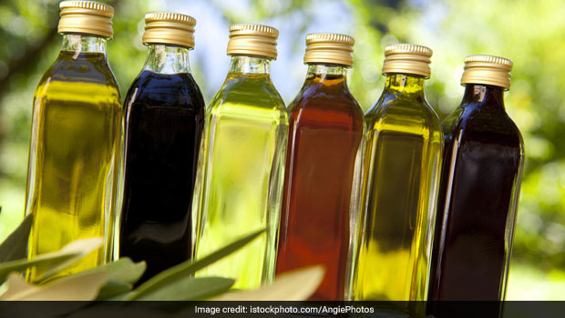 A Complete Guide To Different Kinds Of Vinegar And Their Usage In Cooking
