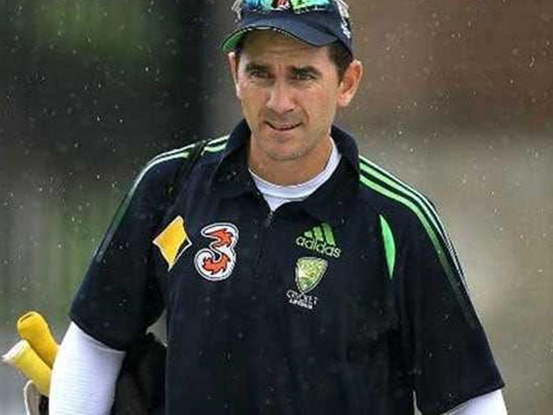 AUS vs NZ: ऑस्ट्रेलिया के कोच जस्‍ट‍िन लेंगर ने बुजुर्ग फैन को भेंट की ट्रेन‍िंग कैप, CA ने शेयर क‍िया VIDEO