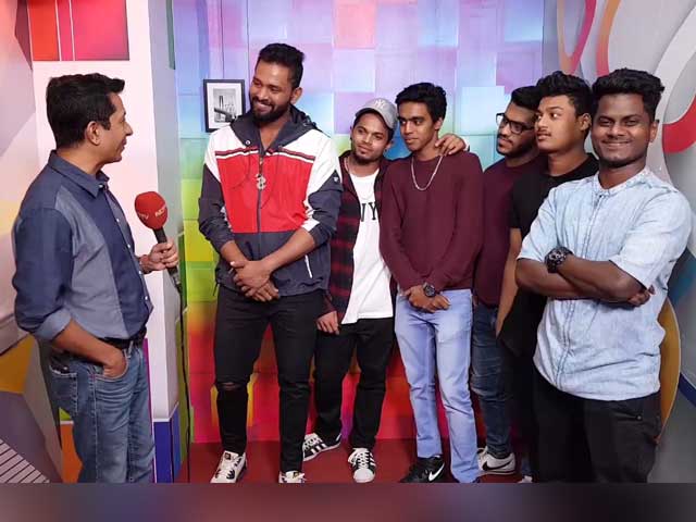 JLO Throwing A Shoe Is A Mark Of Respect: <i>The Kings</i>